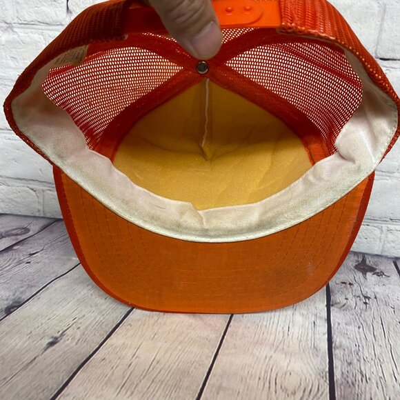 Vintage Trucker Hat Mesh Cap Snapback Orange Plains Motor Inn Across The West - Picture 11 of 14